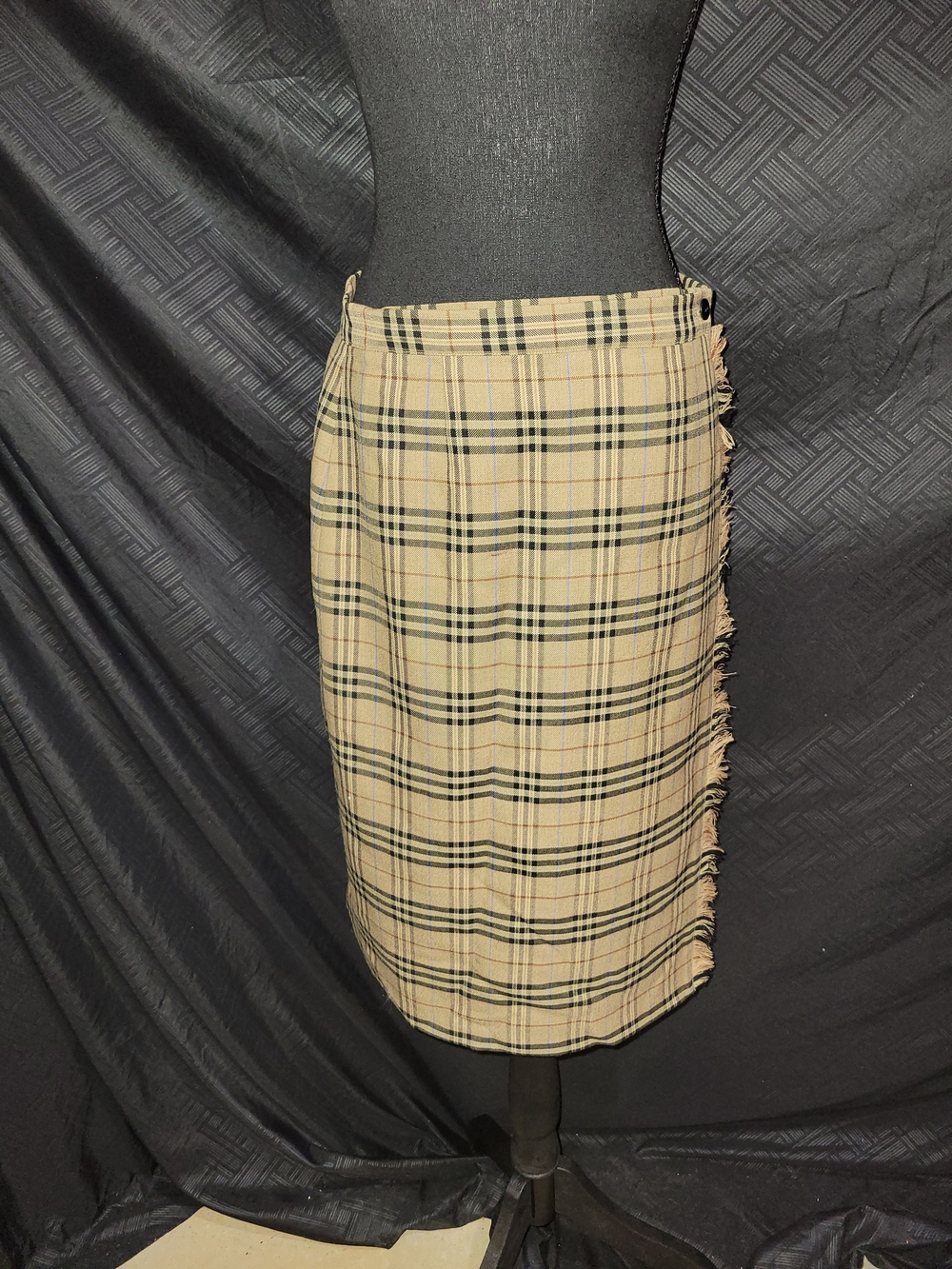 Vintage ‘90s Rafaella 100% Worsted Wool Tan/ Black Plaid Fringe Wrap Midi Skirt